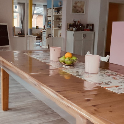 Alles ist sehr hell und offen